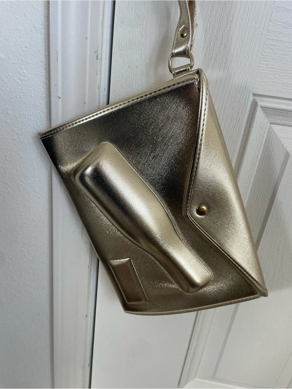 Oak Lane Bottle Holder Metallic Gold Envelope Clutch Bag